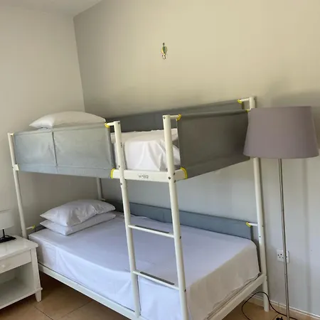 Family 1br Double And Bunk Bed Rm 7 Апарт-отель